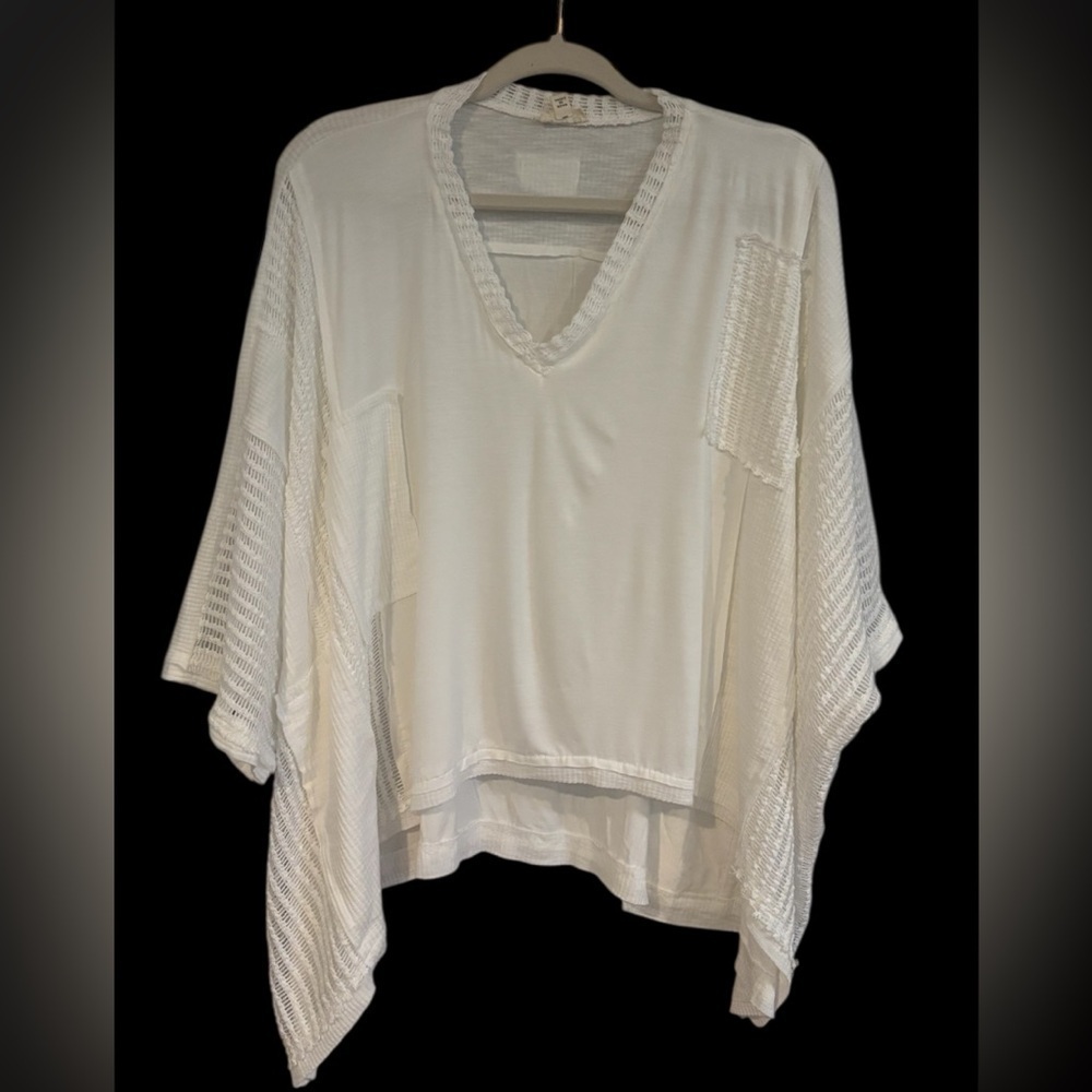 POL oversized Contrasting Textured Tee
NWOT